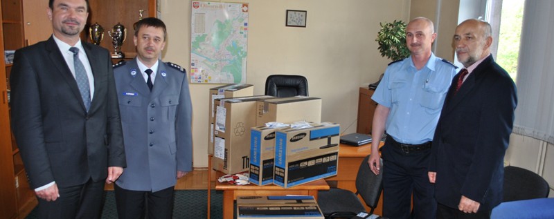 Wsparcie dla policji