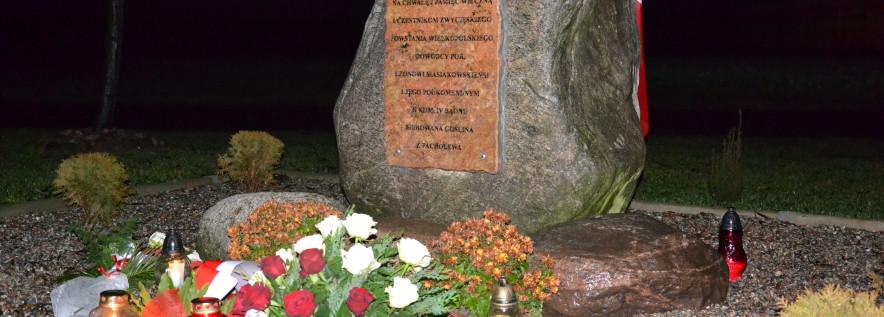 Oborniczanie w hołdzie pamięci Powstańcom