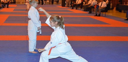 Medalowe sukcesy zawodników Obornickiego Klubu Karate Shotokan