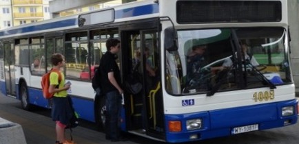 Zmiana rozkładu jazdy autobusów linii nr 390 Murowana Goślina – Uchorowo