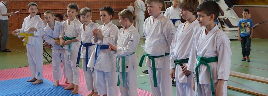 Najmłodsi karatecy wygrywają „Szamotuły Cup”