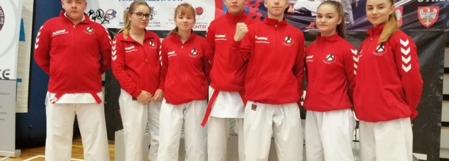 10 medali dla Karate Team Oborniki