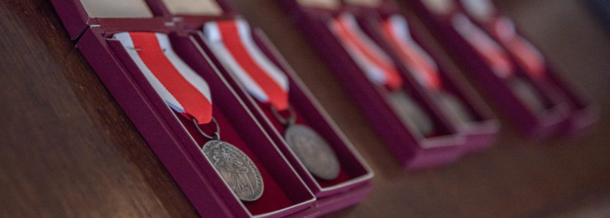 Rodzice wojskowych uhonorowani medalami