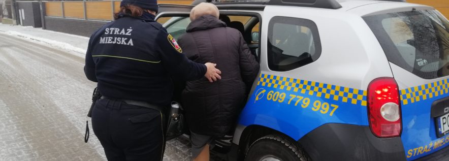 Straż Miejska pomaga Seniorom w dotarciu do punktów szczepień