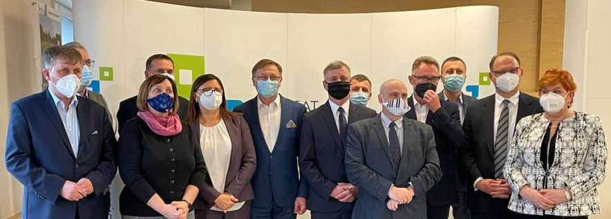 Samorządowe wsparcie dla szpitali na walkę z COVID-19