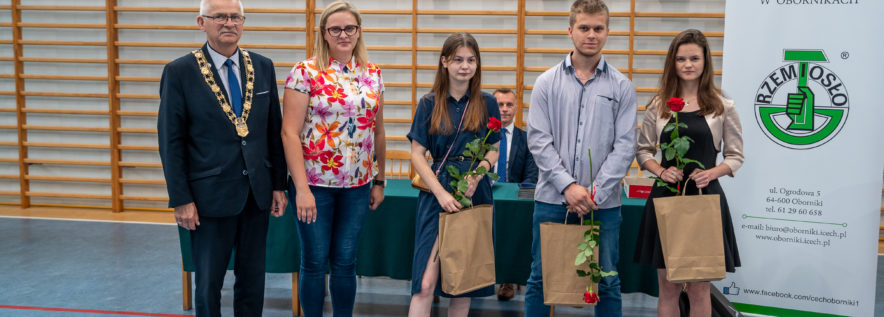Młodzi rzemieślnicy nagrodzeni