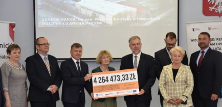 Umowa na dofinansowanie Zespołu Szkół im. Gen. T. Kutrzeby podpisana