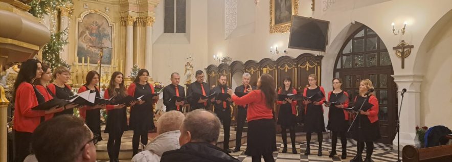 Kolędowali z chórem Pro Musica