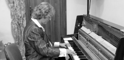 Zmarł Maciej Markiewicz, znakomity pianista i malarz