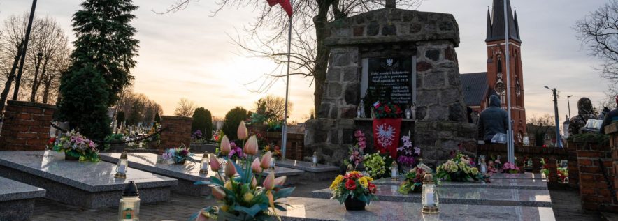 Kibice i harcerze przeprowadzą kwestę na cmentarzach