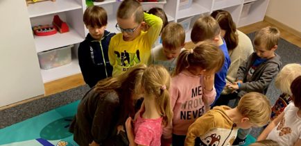 Pierwsze zajęcia z edukacji ekologicznej w Przedszkolu Rupaki