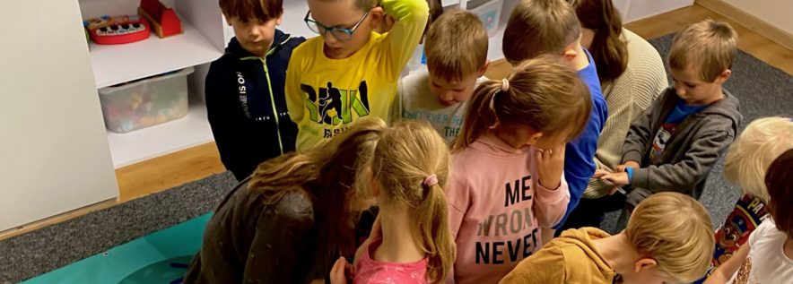 Pierwsze zajęcia z edukacji ekologicznej w Przedszkolu Rupaki