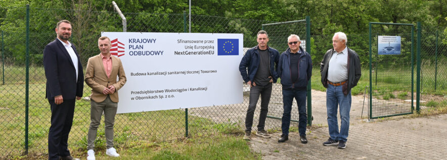 Kanalizacja sanitarna na ul. Kowanowskiej gotowa – nowa nitka odciąży obciążony system i poprawi niezawodność sieci!