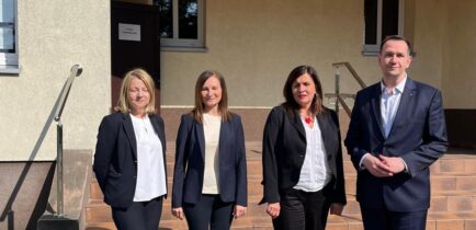 Wizyta Wielkopolskiego Kuratora Oświaty w Zespole Szkolno-Przedszkolnym w Objezierzu