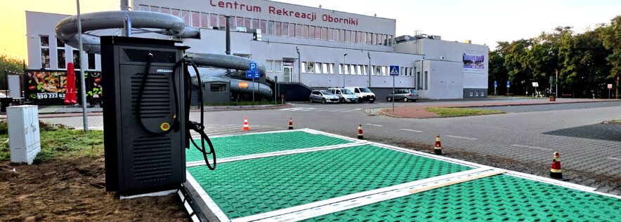 Nowa stacja ładowania pojazdów elektrycznych przy Centrum Rekreacji Oborniki