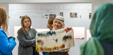 Tkackie popołudnie w bibliotece – spotkanie z dawnym rzemiosłem