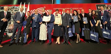 Aktualności - Uczniowie ZSP w Rożnowie na Kongresie Przyszłości Narodowej w Łodzi