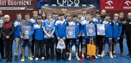 Aktualności - XIII Gwiazdkowy Turniej Piłki Ręcznej Młodzików za nami!