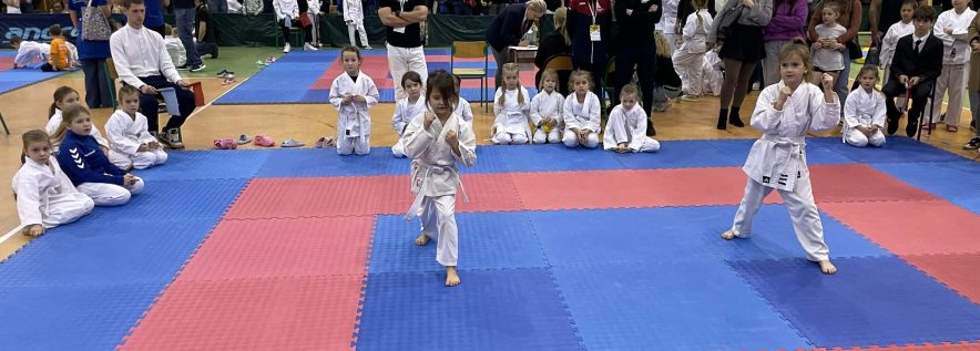 Grad medali z turnieju w Ostro