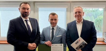 Aktualności - Podpisanie pierwszej umowy w ramach programu FEnIKS – ważny krok dla infrastruktury wodociągowej gminy Oborniki