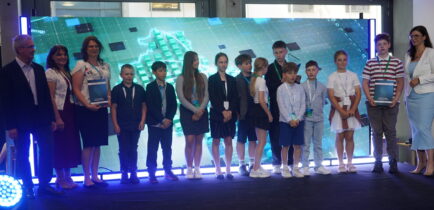 Aktualności - Sukces uczniów Szkoły Podstawowej im. Orła Białego w Maniewie Zespół RoboMania w gronie laureatów projektu Cyfrowa Szkoła Wielkopolsk@ 2030