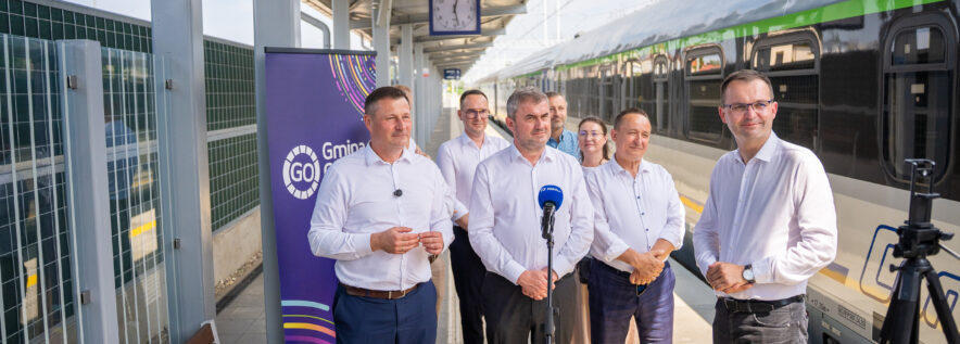 Konferencja na dworcu Oborniki