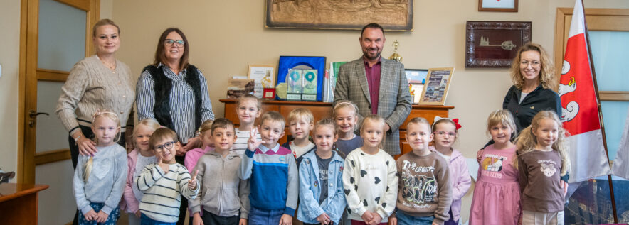 Dzieci zwiedziły urząd